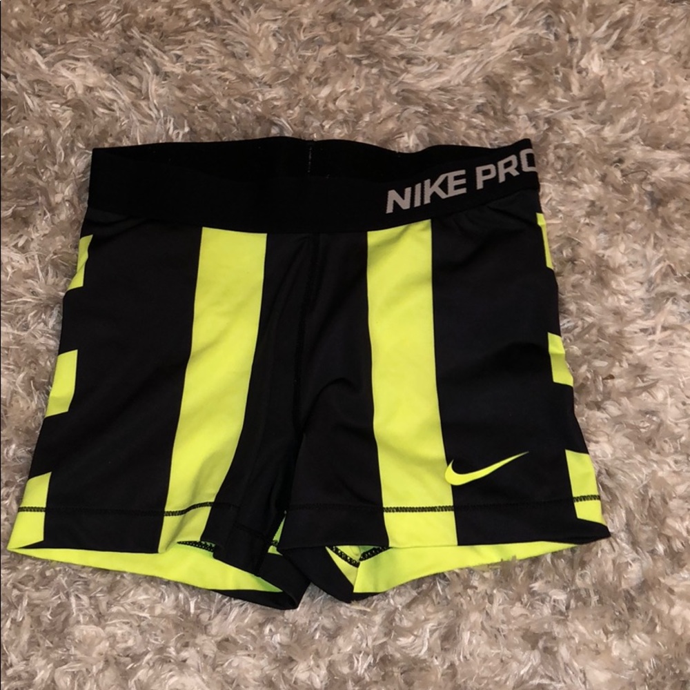 nike pros